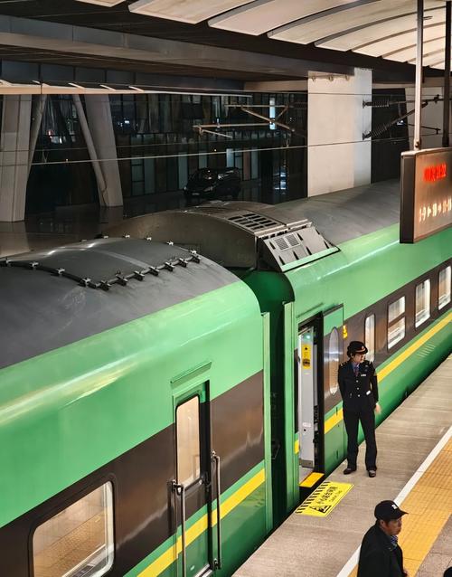 d717次列车停运了吗 d712次列车停运